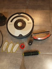 Aspirateur robot IROBOT ROOMBA 564 Pet Series + Accessoires et 1 Mur Virtuel 