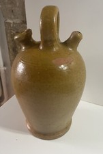 Belle Et Ancienne cruche en