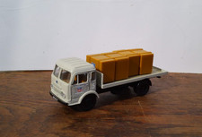 Camion 1/50 - Corgi - Simca Cargo - Pièces détachées Simca ( défaut )