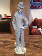 LLADRO PORCELAIN FIGURINE 4622