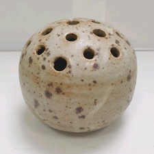 pique fleurs boule eric