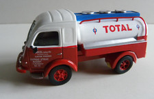 1/43 RENAULT GALION TANKER