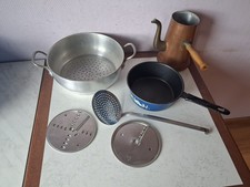 anciens ustensiles de cuisine vintage,le lot.