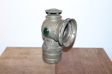 Ancienne lampe à carbure