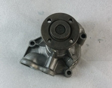 Pompe À Eau QCP 771 Compatible Avec VOLVO 164 (B30) 68-71 QUINTON HAZELL