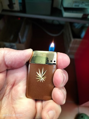 Ancien briquet gaz sim - ancien, luxe