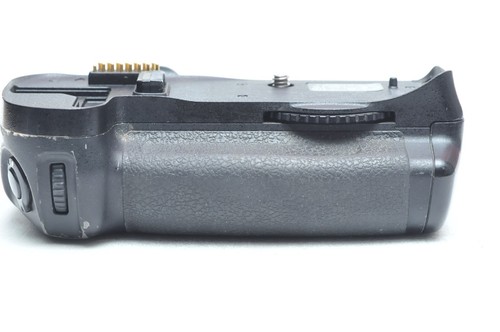 Nikon oem grip d10 - grip, mb-d10