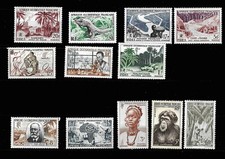 TIMBRES A.O.F N°43 a 61 NEUF*