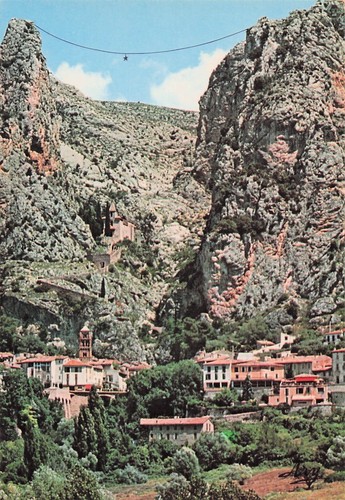 Moustiers sainte marie - moustiers,