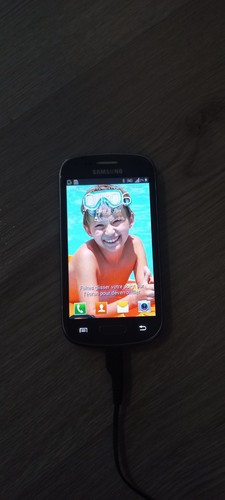 Vend téléphone portable - 1,