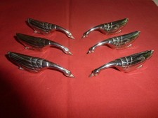6 PORTE-COUTEAUX FORME CYGNE EN METAL ARGENTE