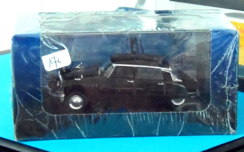 Voiture citroen ds - ,