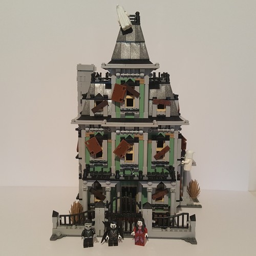 Lego 10228 haunted house - lego,