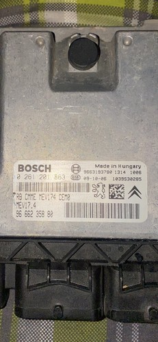 Calculateur moteur ecu bosch - calculateur,