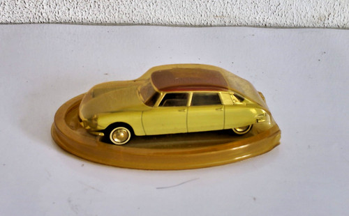 Voiture solido - voiture, 1/43