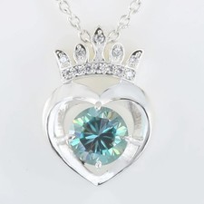 Pendentif diamant bleu taille