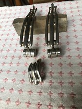 3 POIGNÉES D'UN  MEUBLE ANCIEN ART DÉCO EN BRONZE NICKELÉ.