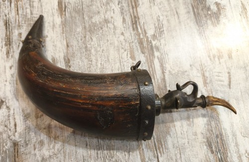 Poire poudre moghols - poire, a