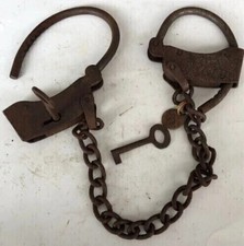 Menottes de prison antirouille menottes anciennes réglables en fer avec clé