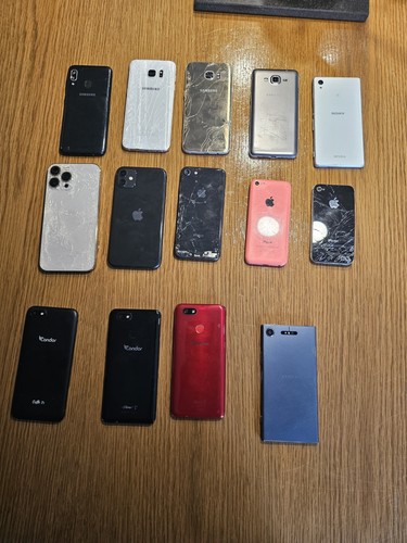 Lot smartphones pour - de,