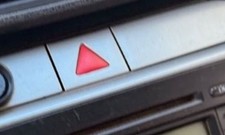 bouton de warning VOLKSWAGEN