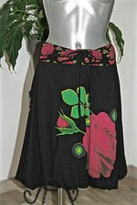 jolie jupe boule noire à fleur DESIGUAL taille S (36 à 38)  EXCELLENT ÉTAT