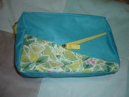 Trousse toilette bleu - trousse,