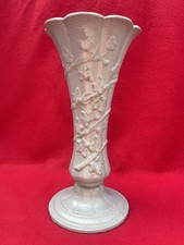 Vase Ancien en Fonte Décor