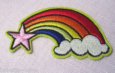 ÉCUSSON PATCH BRODE thermocollant  ÉTOILE NUAGE Arc en ciel / VERT JAUNE 7,5x4cm