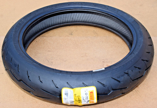 Pneu avant pirelli - pneu,