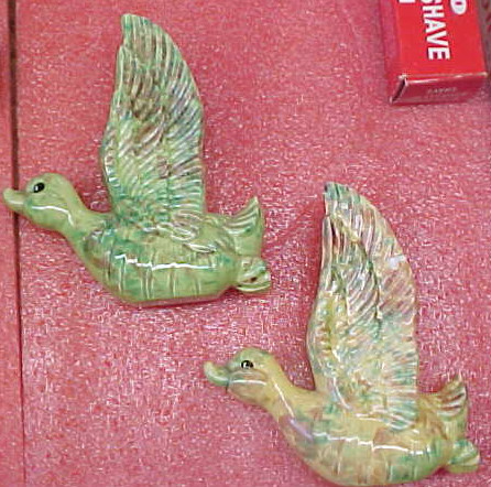 Vintage bow duck - vintage,