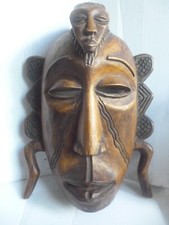 Masque africain , bois exotique , origine Sénégal , circa 1950