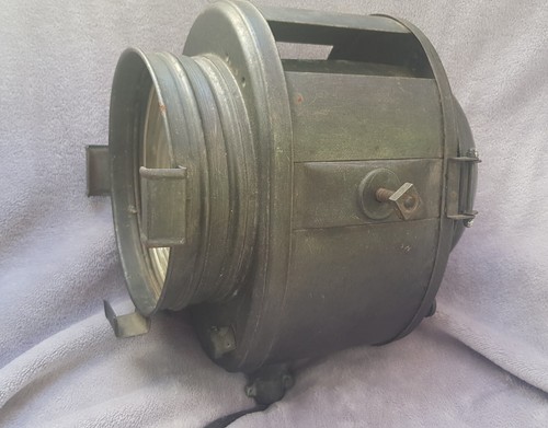 Ancien véritable projecteur - ancien,