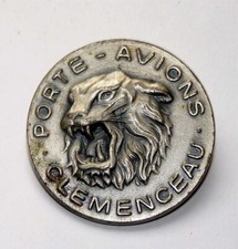 MÉDAILLE  BROCHE PORTE - AVIONS CLEMENCEAU / TIGRE / AIR PLANE - FIA LYON