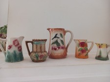 Lot De 5 Pichets en Barbotine