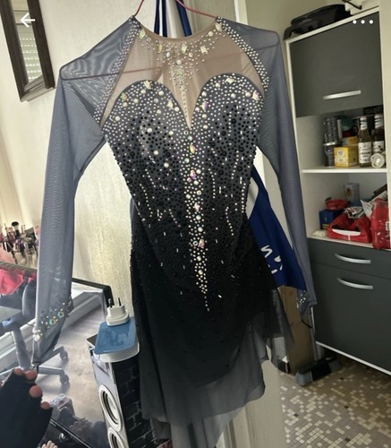 Robe patinage - de,