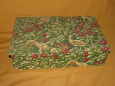 Boite ancienne en tissu boite