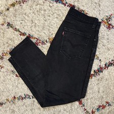 Jean Levi’s 511 noir slim