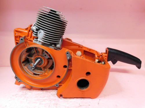 Piston cylinder crankcase gas - crankcase,
