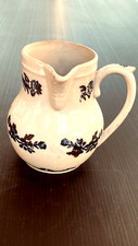 ANCIEN PETIT  POT FAIENCE