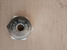 ECROU ALLUMAGE 11X100 A GAUCHE