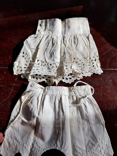 Poupee ancienne jupe - ancienne,