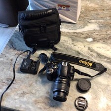 Nikon D40 Digital SLR 6.1MP