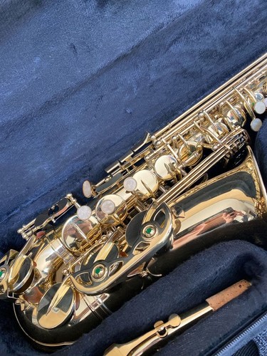 Alto saxophone - alto,