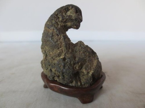 Figurine assise pierre - assise, zen