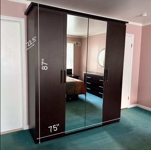 Large modern mirrored - mirrored, wardrobe