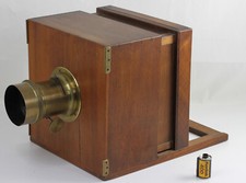 Chambre à tiroir en noyer format demi plaque 17x17 cm Obj HERMAGIS France 1860