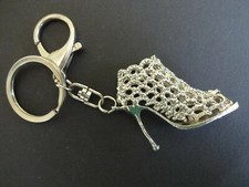 PORTE CLES TALON AIGUILLE TREILLAGE METALLIQUE ARGENTé TENDANCE GRIS PLATINE