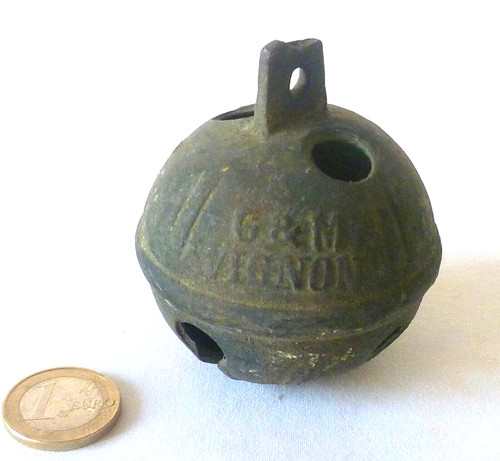 Gros grelot ancien m - &,