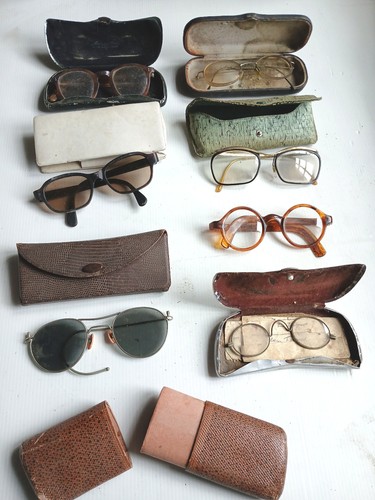 Lot paires de - paires, lunettes
